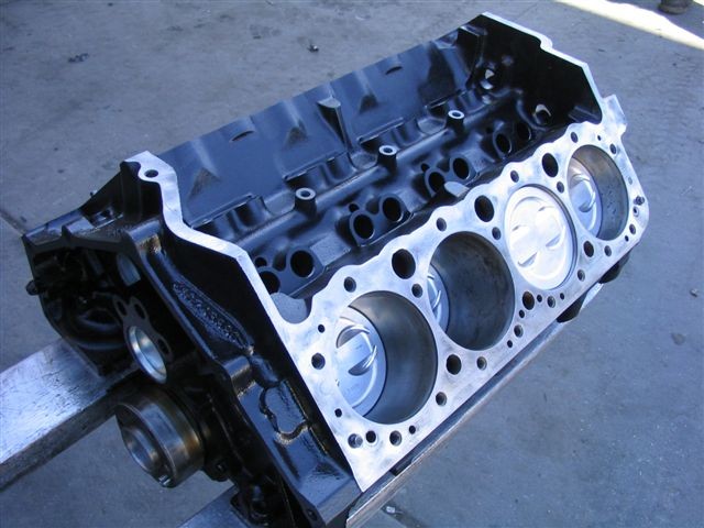 Rebuilt 96-00 Chevrolet Tahoe 5.7L V8 350 Vortec Engine